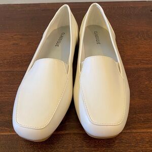 White flats by Classique, 7 medium